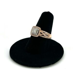 10k rose gold, 1/2 cttw genuine diamond ring, size 7